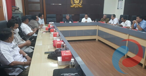 Permalink ke Ketua DPRD Jawa Timur Siap Menjadi Komandan Kontingen Porwanas XIII PWI Jatim