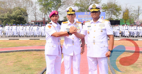Permalink ke Tongkat Komando Danlantamal V Resmi Berganti Kolonel Marinir Joni Sulistiawan